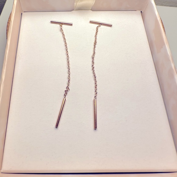 Summer and Rose Earrings, New in Box, Rose Gold Tone - Picture 2 of 6